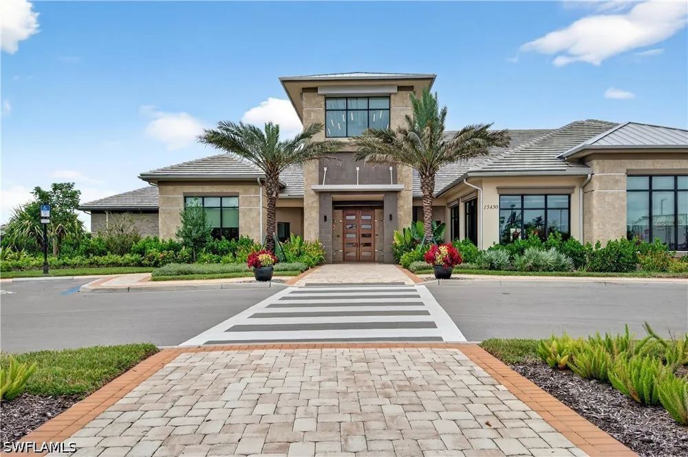 Triesta Lane Naples, FL 34114