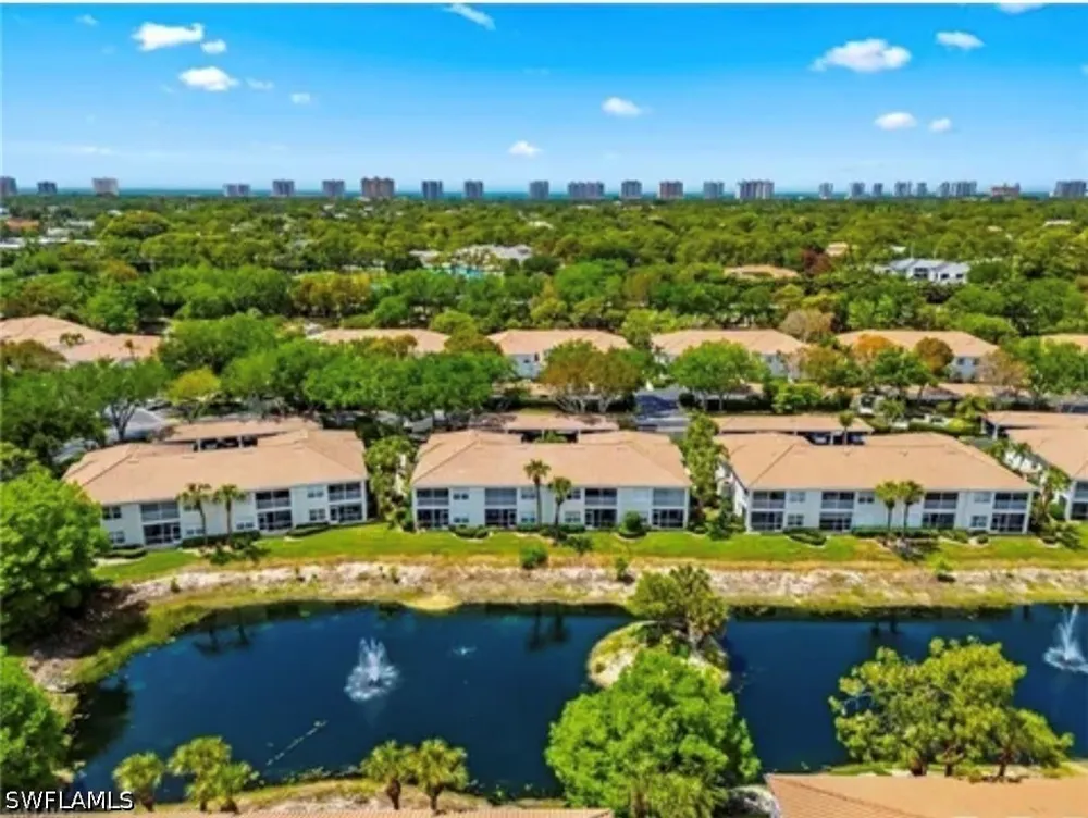 Satinleaf Road S #202 Naples, FL 34109