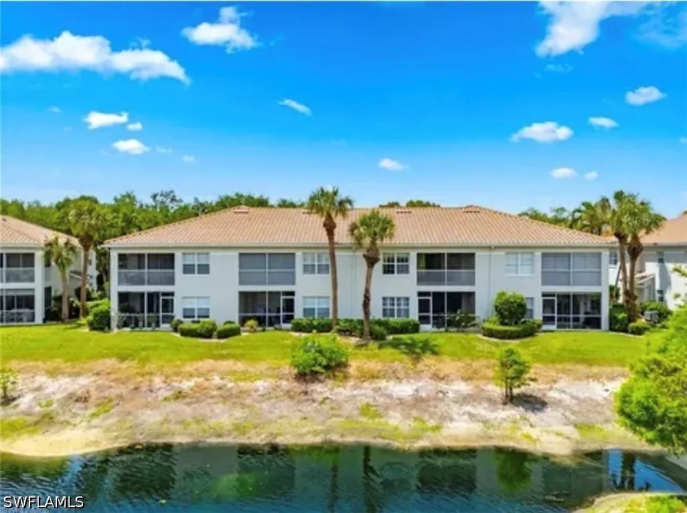 Satinleaf Road S #202 Naples, FL 34109