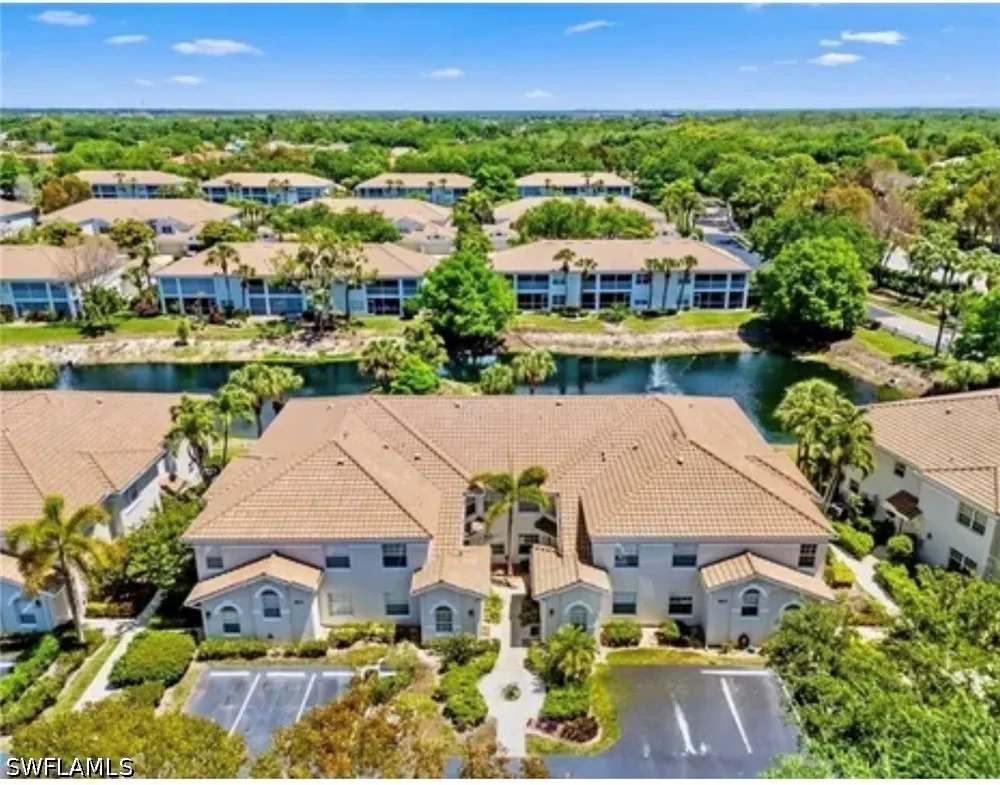 Satinleaf Road S #202 Naples, FL 34109