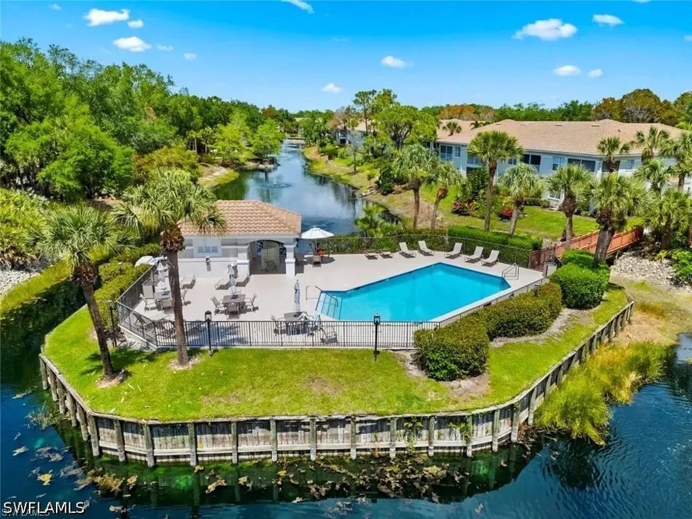 Satinleaf Road S #202 Naples, FL 34109