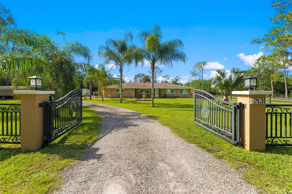 2131 W POINSETTIA DRIVE Port Orange, FL 32128