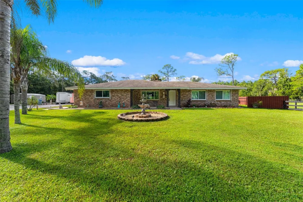 2131 W POINSETTIA DRIVE Port Orange, FL 32128