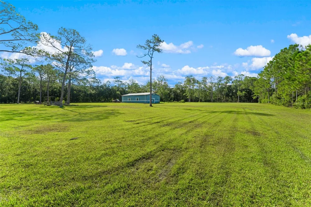 2131 W POINSETTIA DRIVE Port Orange, FL 32128