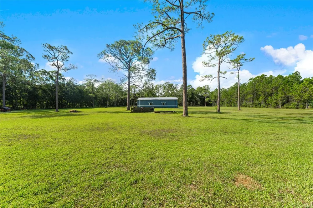 2131 W POINSETTIA DRIVE Port Orange, FL 32128