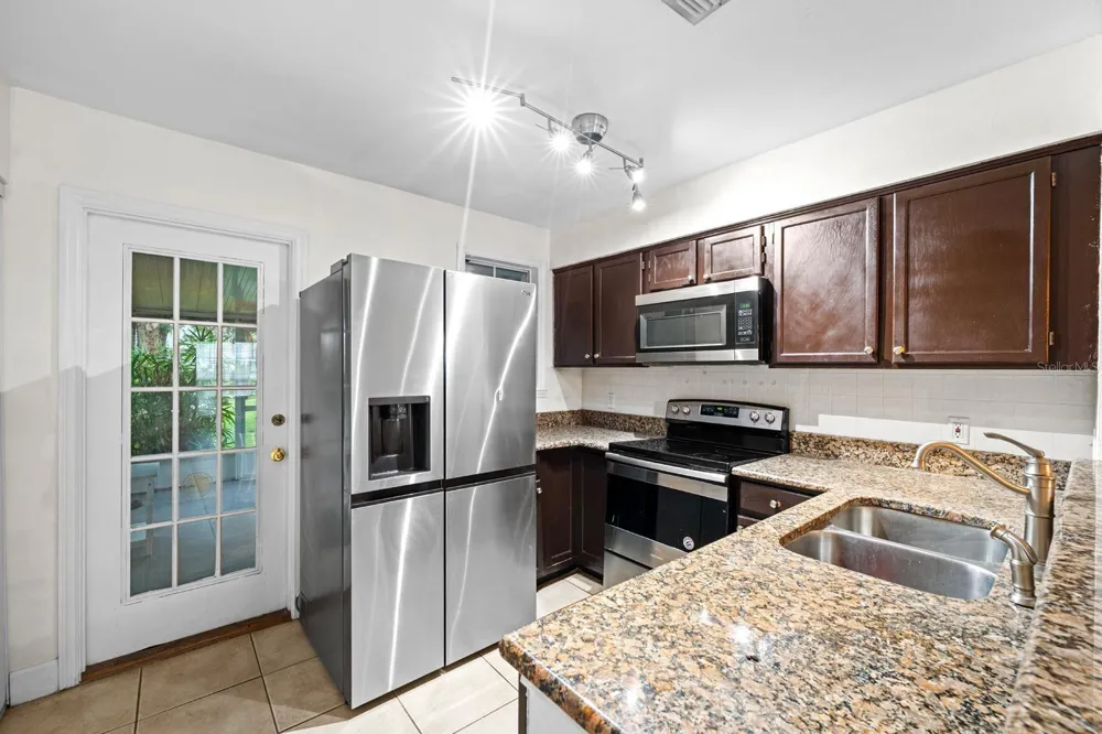 11317 STRATTON PARK DRIVE Temple Terrace, FL 33617