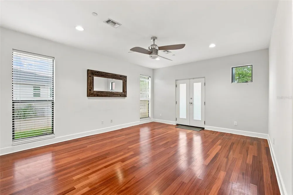 212 S MOODY AVENUE #2 Tampa, FL 33609