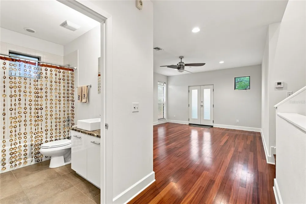 212 S MOODY AVENUE #2 Tampa, FL 33609