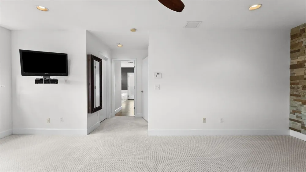 212 S MOODY AVENUE #2 Tampa, FL 33609