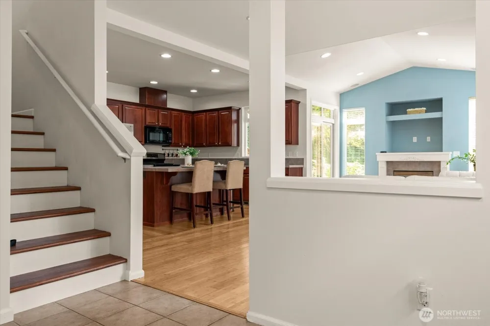 308 196th Place SW #305 Lynnwood, WA 98036