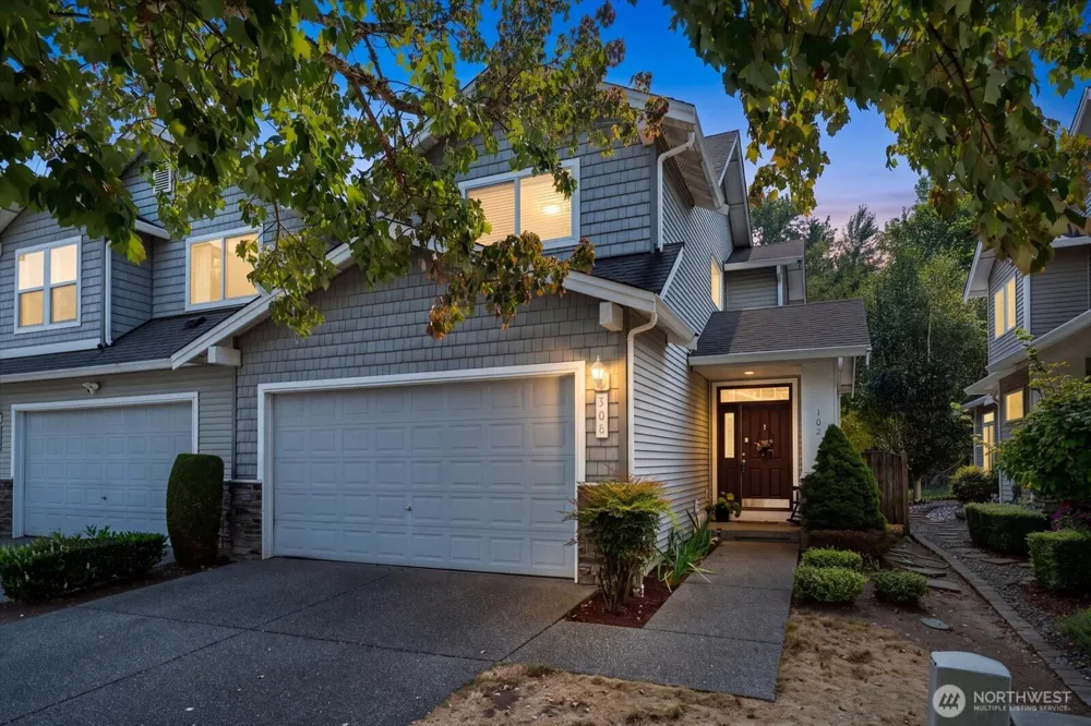 308 196th Place SW #305 Lynnwood, WA 98036
