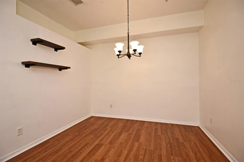 692 SEABROOK COURT #102 Altamonte Springs, FL 32714