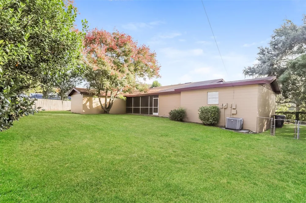 5007 TERRY LANE Lakeland, FL 33813