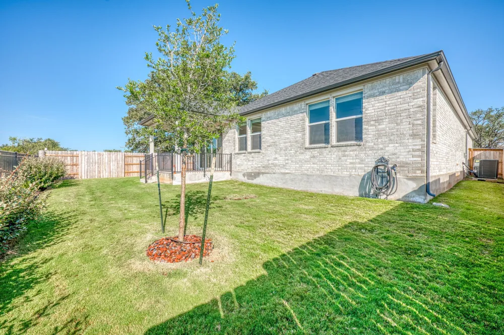 121 Plumbago Lane Marble Falls, TX 78654