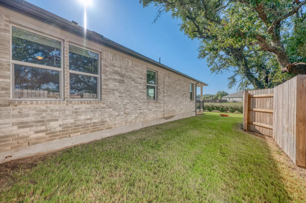 121 Plumbago Lane Marble Falls, TX 78654