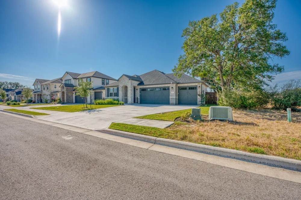 121 Plumbago Lane Marble Falls, TX 78654