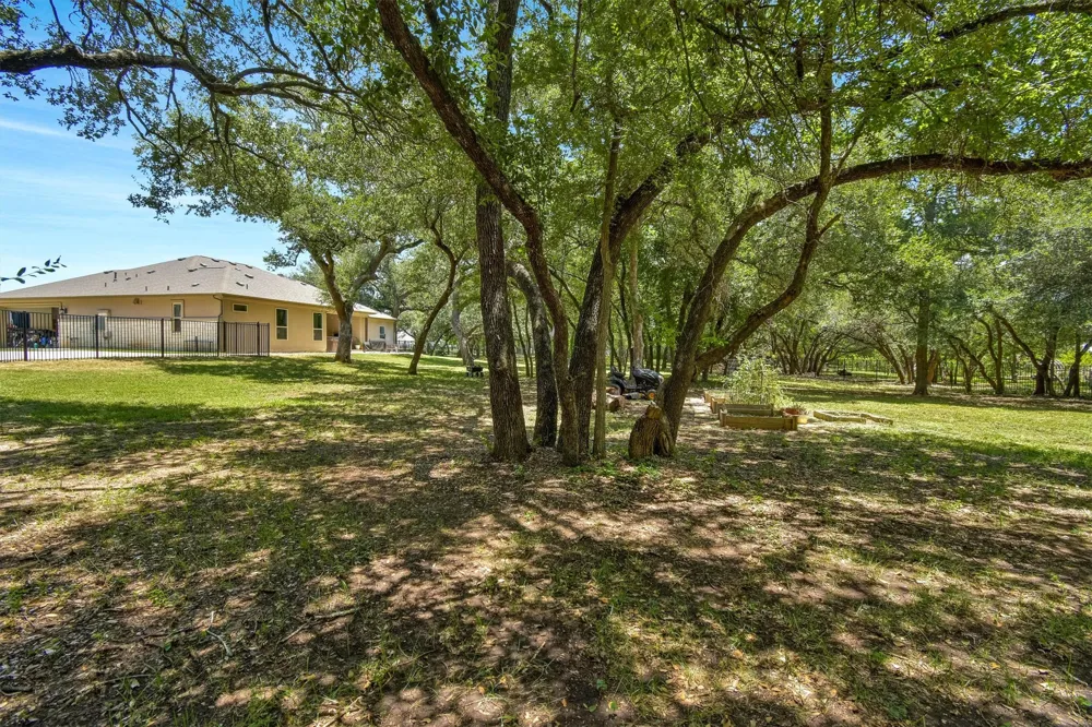213 Lost Prairie Trail Liberty Hill, TX 78642