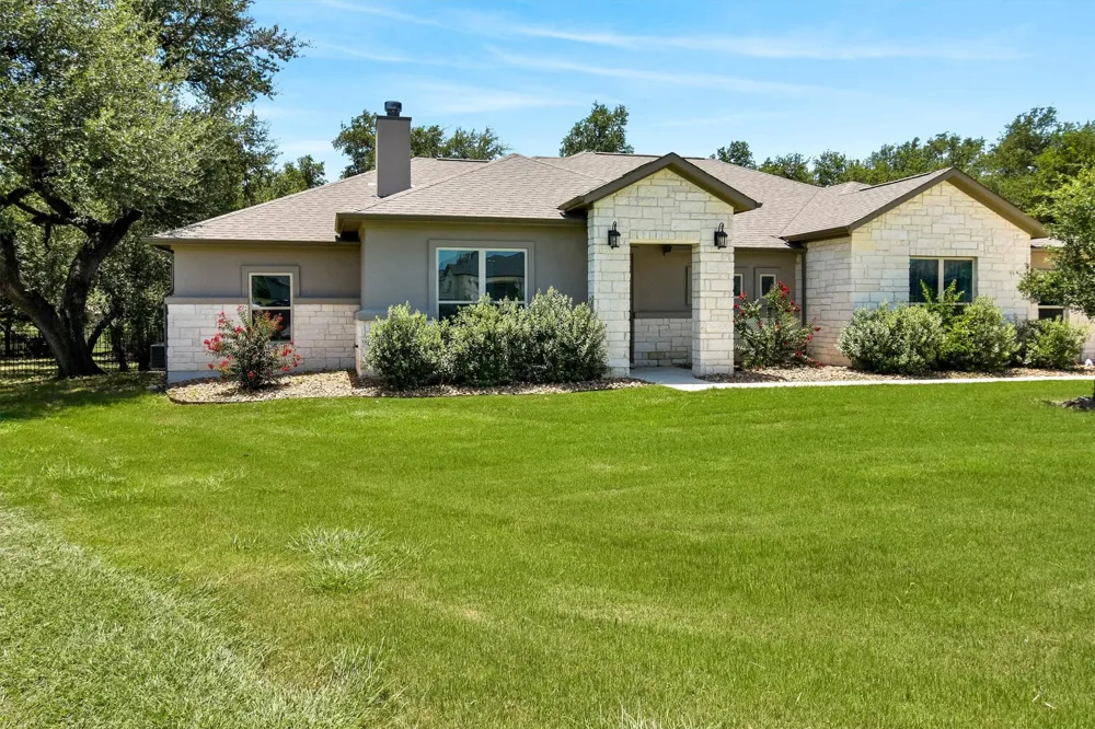 213 Lost Prairie Trail Liberty Hill, TX 78642
