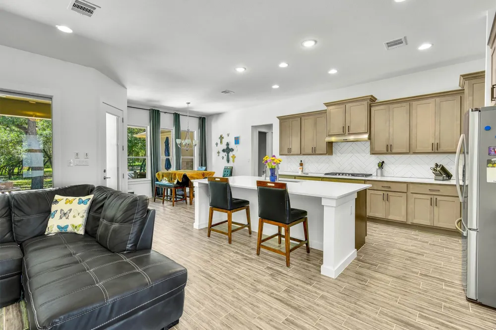 213 Lost Prairie Trail Liberty Hill, TX 78642
