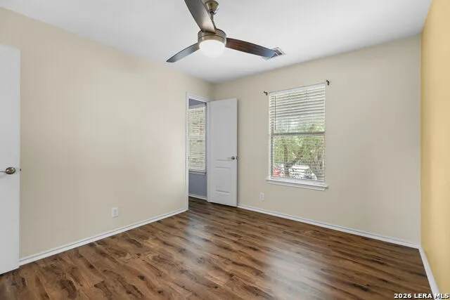 300 Rustic Trl Cibolo, TX 78108