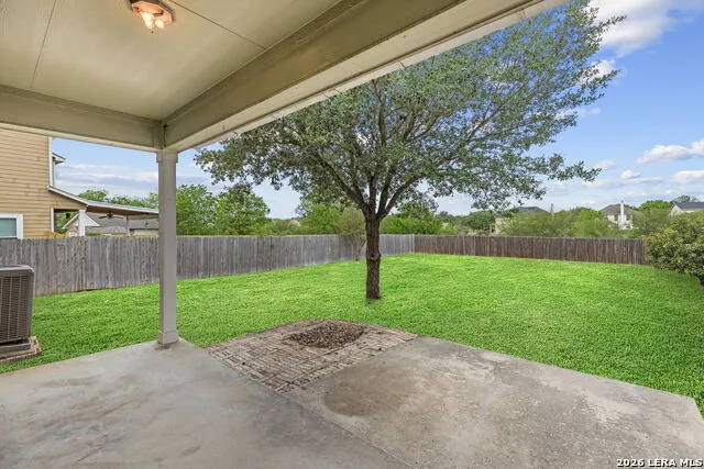 300 Rustic Trl Cibolo, TX 78108