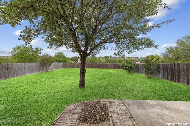 300 Rustic Trl Cibolo, TX 78108
