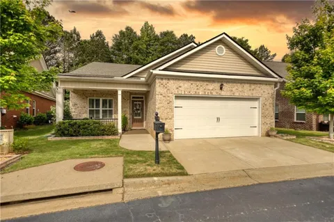 9120 Leverett Circle