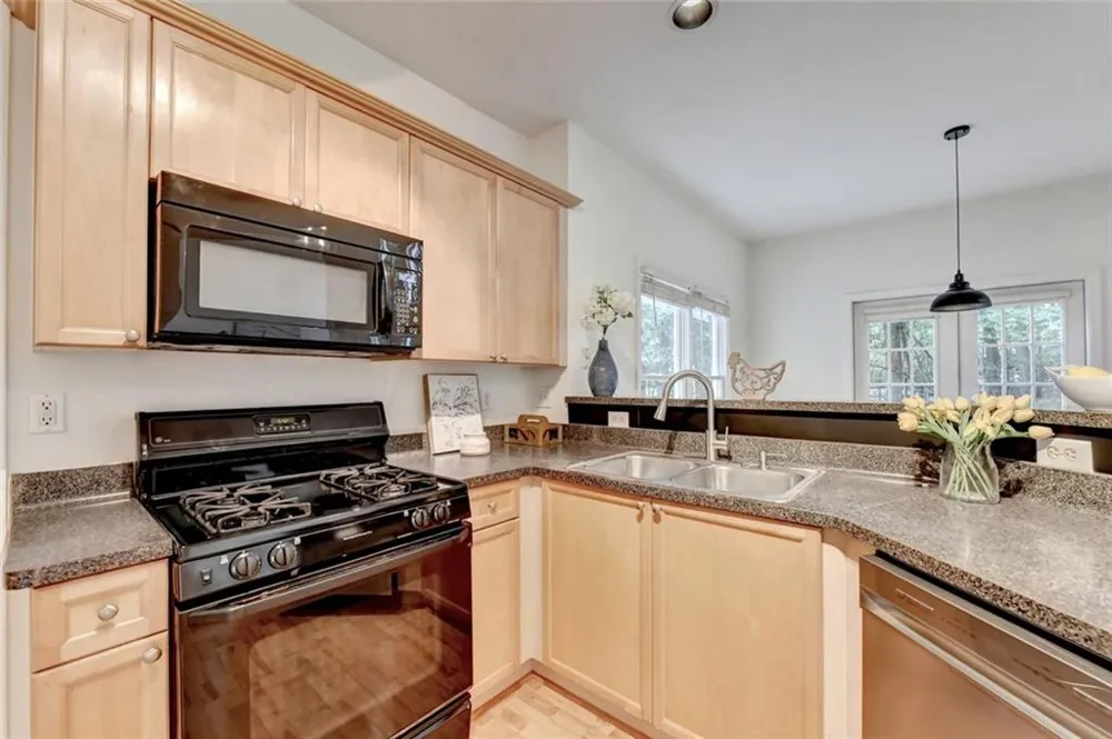 873 Red Rock Court Suwanee, GA 30024