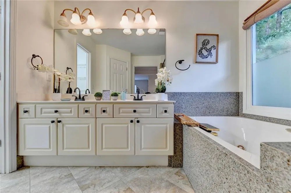 873 Red Rock Court Suwanee, GA 30024