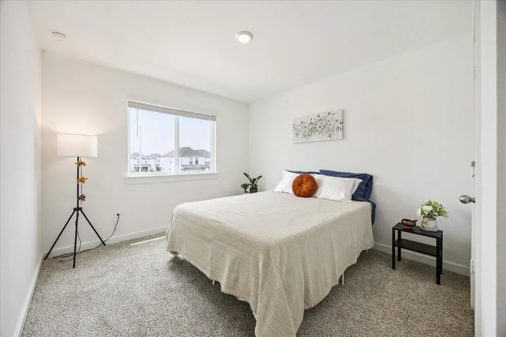 3215 Creston Gate Drive Houston, TX 77047