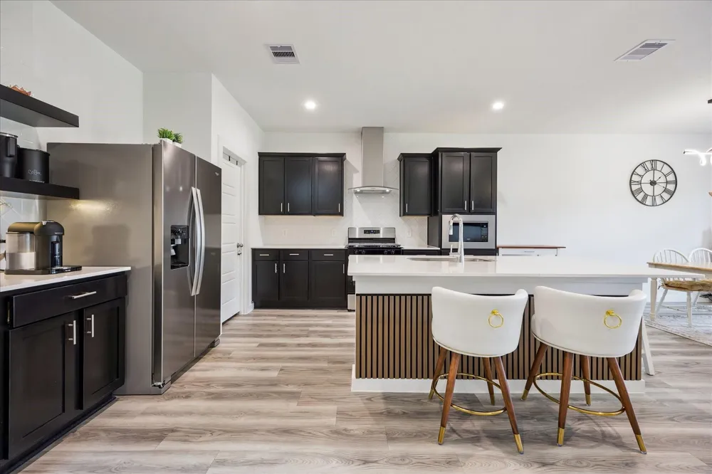 3215 Creston Gate Drive Houston, TX 77047