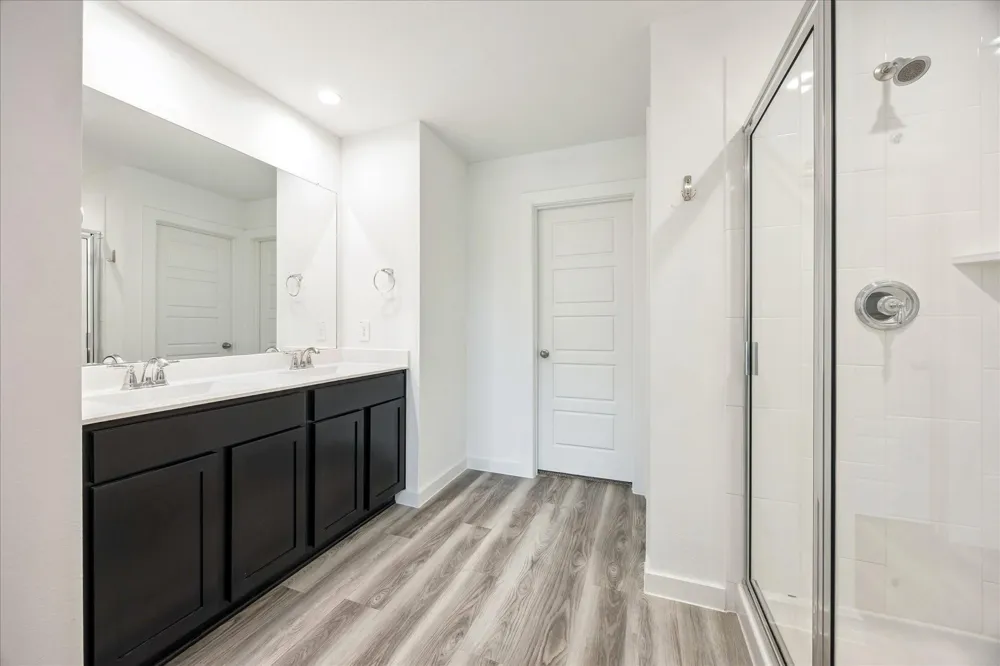 3215 Creston Gate Drive Houston, TX 77047