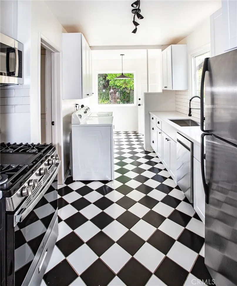 22908 Kathryn Avenue Torrance, CA 90505