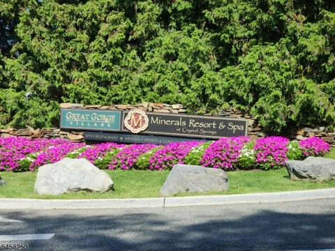 5 Red Lodge Dr Unit 6 #6 Unit 6