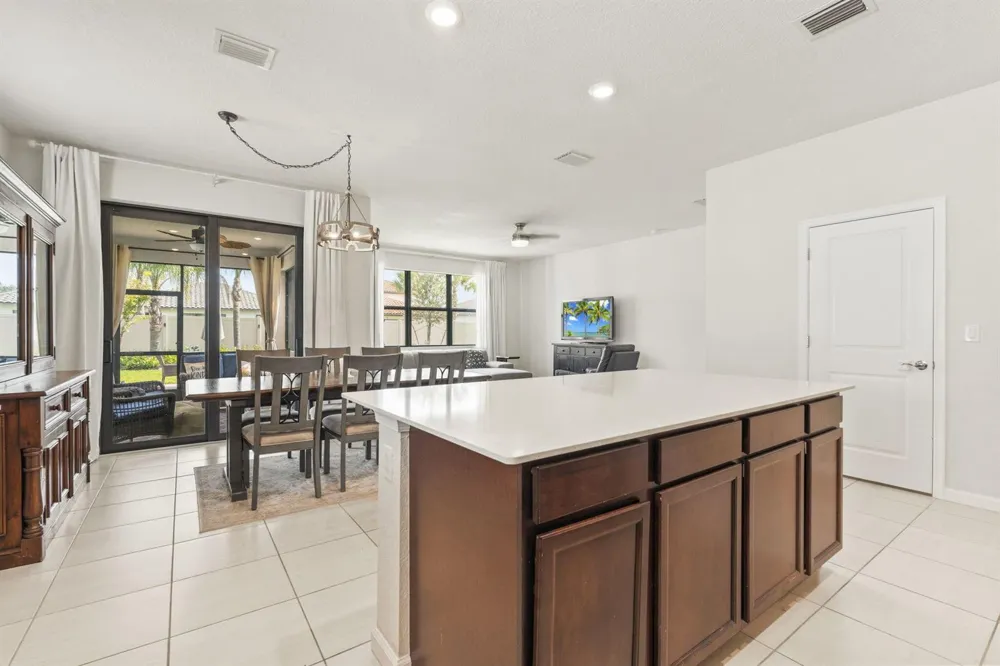 535 SE VILLANDRY WAY Port St. Lucie, FL 34984
