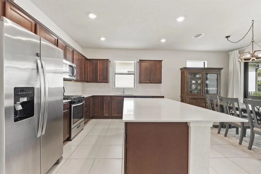 535 SE VILLANDRY WAY Port St. Lucie, FL 34984