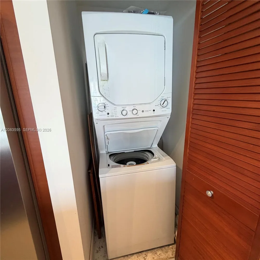 1830 S Ocean Dr #1409 Hallandale Beach, FL 33009