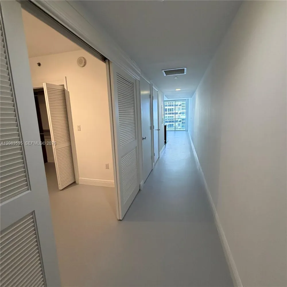 1830 S Ocean Dr #1409 Hallandale Beach, FL 33009