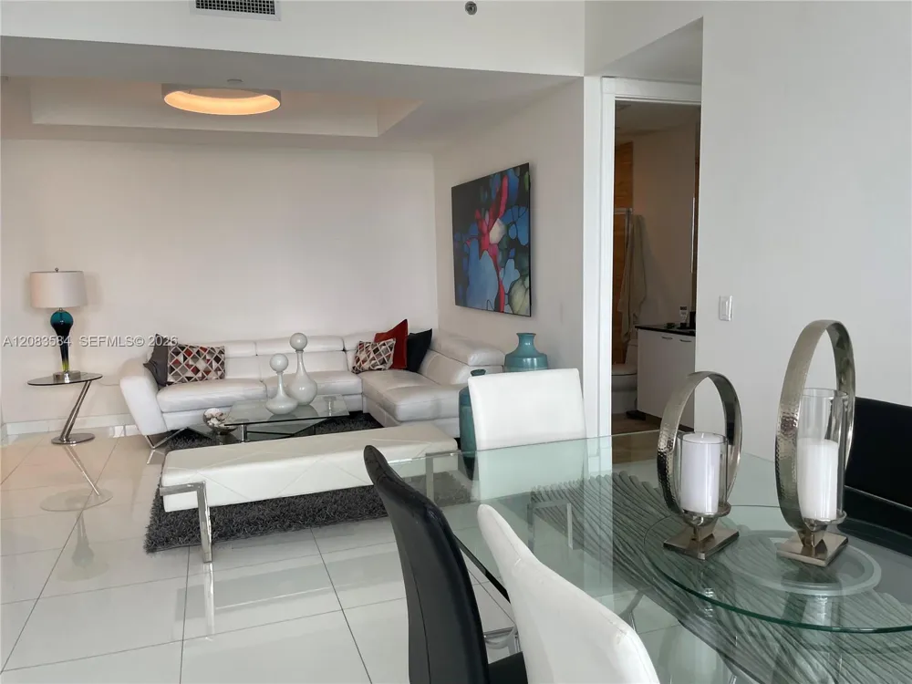 15811 Collins Ave #2305 Sunny Isles Beach, FL 33160
