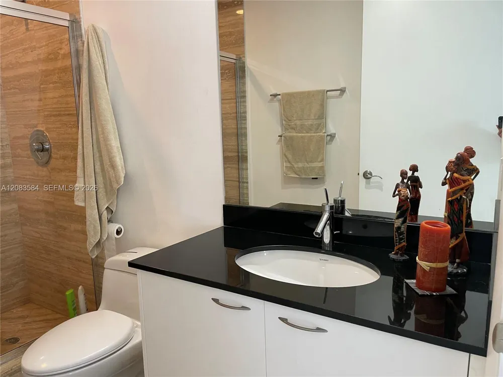 15811 Collins Ave #2305 Sunny Isles Beach, FL 33160