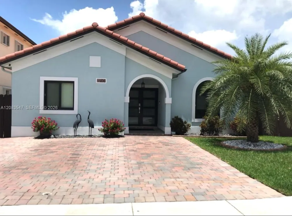 4400 SW 164th Path Miami, FL 33185