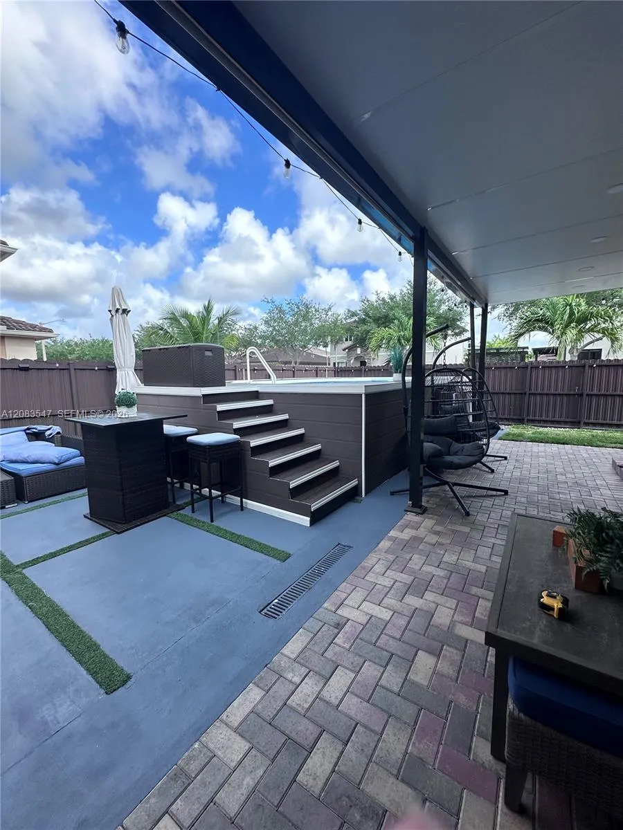 4400 SW 164th Path Miami, FL 33185