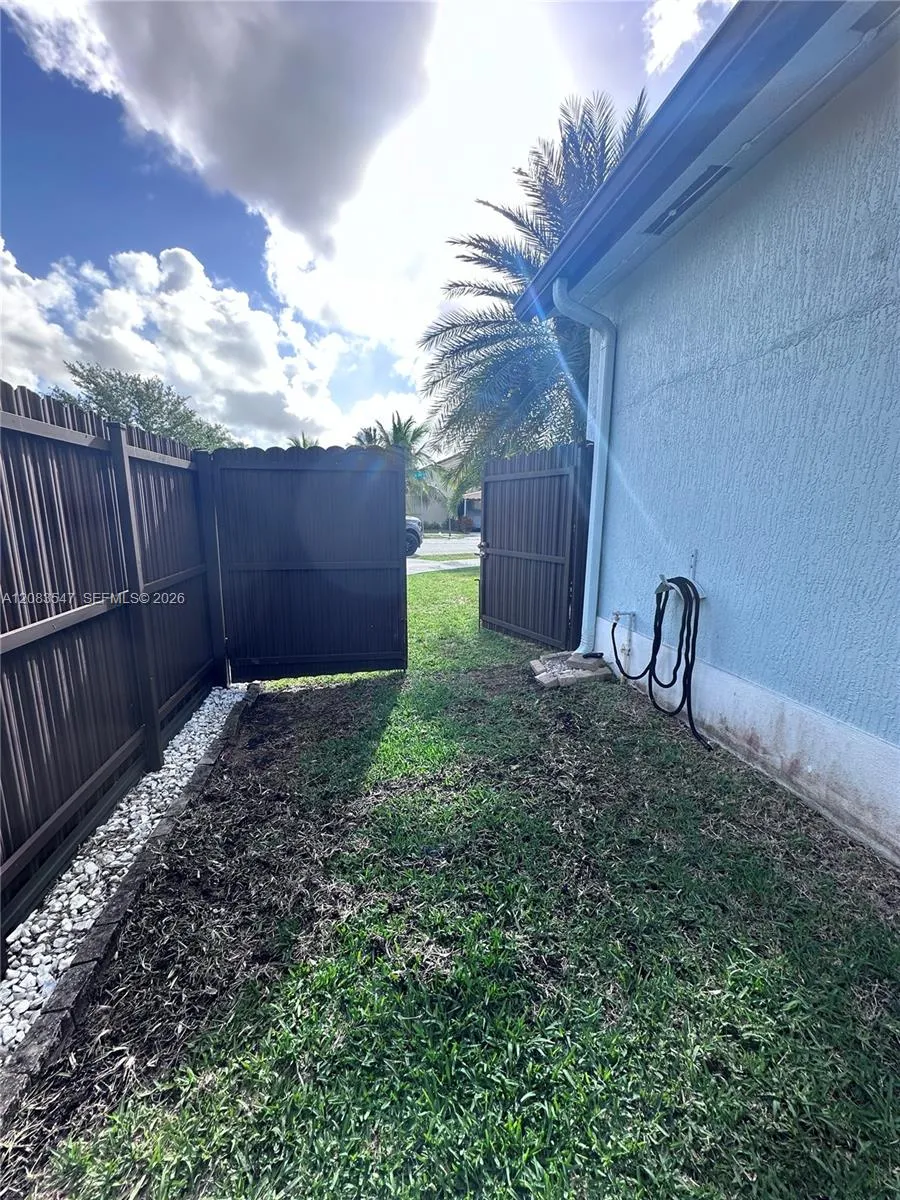 4400 SW 164th Path Miami, FL 33185