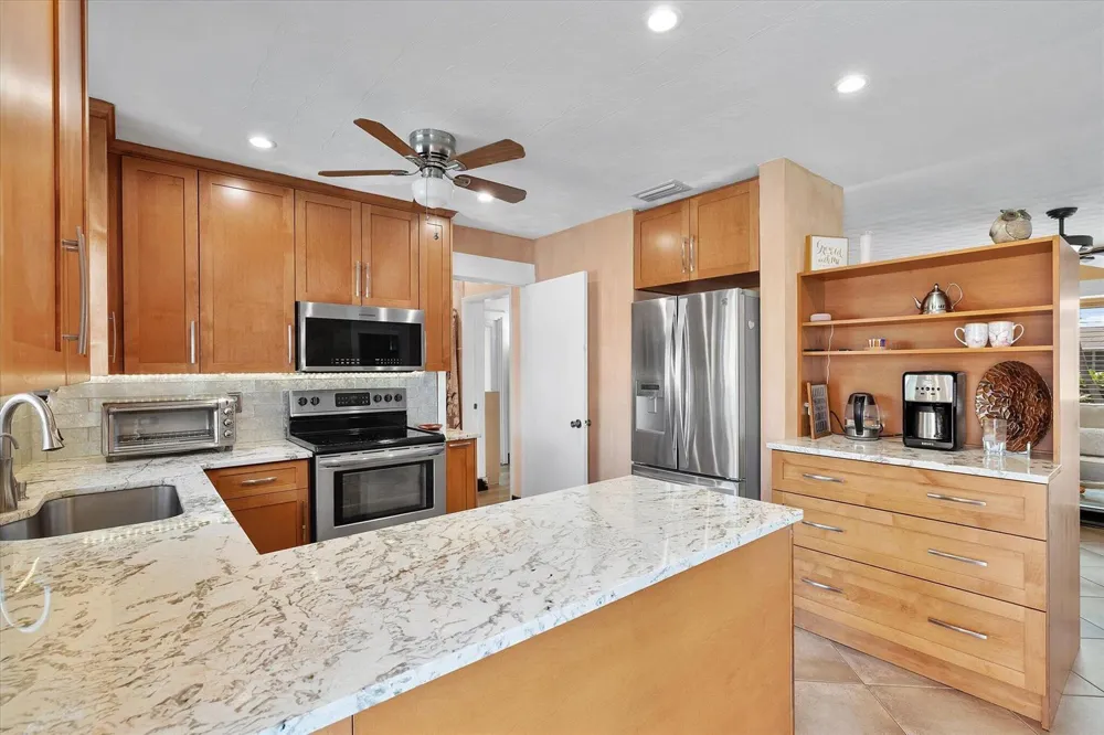 3241 NE 9TH TERRACE Pompano Beach, FL 33064