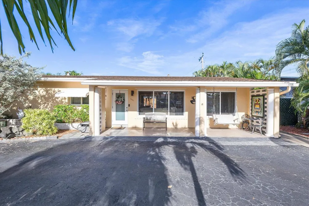 3241 NE 9TH TERRACE Pompano Beach, FL 33064
