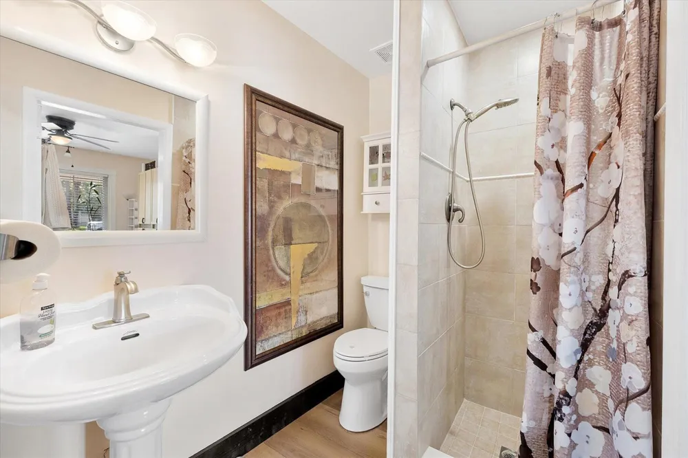 3241 NE 9TH TERRACE Pompano Beach, FL 33064