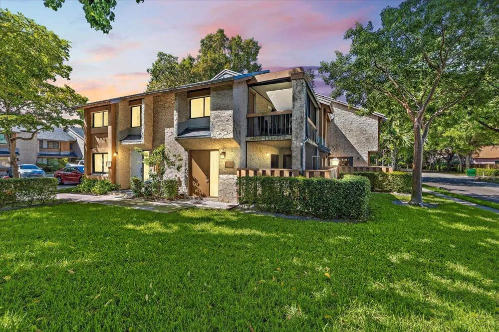 130 WIMBLEDON LAKE DRIVE Plantation, FL 33324