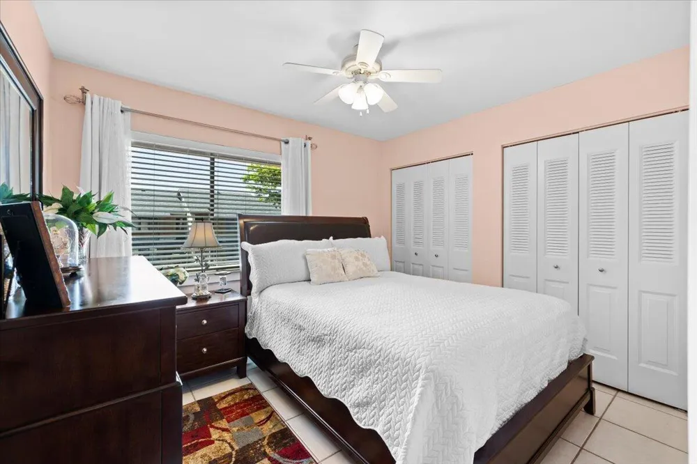 130 WIMBLEDON LAKE DRIVE Plantation, FL 33324