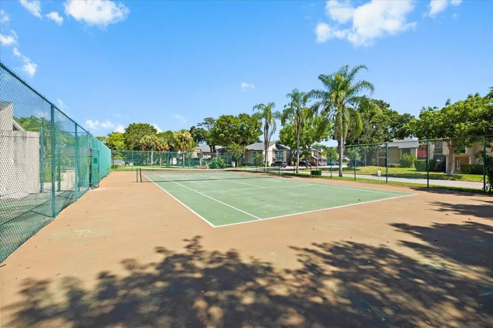 130 WIMBLEDON LAKE DRIVE Plantation, FL 33324