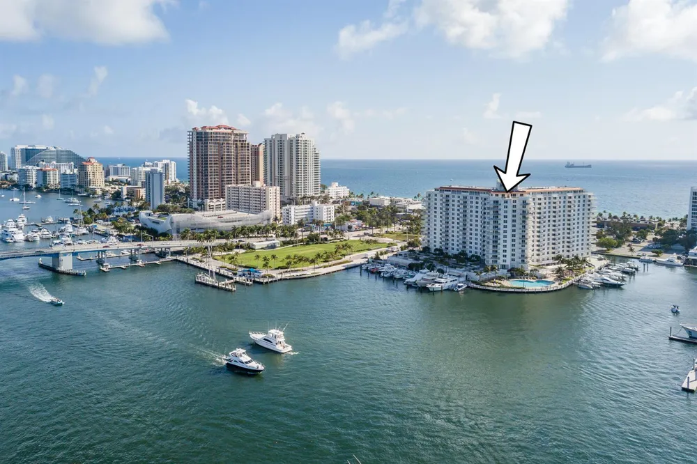 1 LAS OLAS CIRCLE #1105 Fort Lauderdale, FL 33316